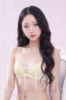 橘れいな
